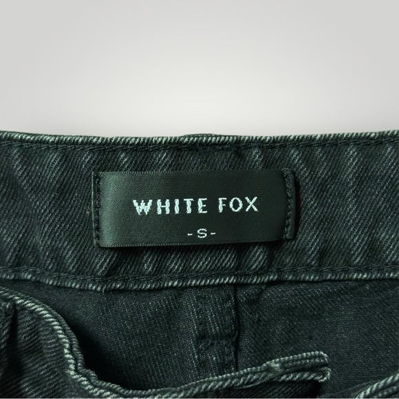 White Fox Straight Leg Black Jeans Sz S Small - Picture 5 of 12